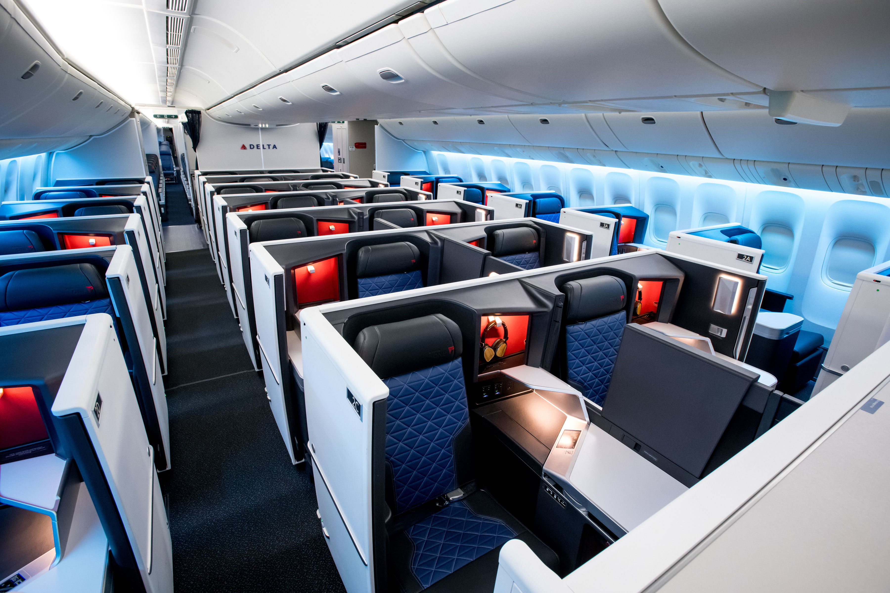 Delta launches upgraded Boeing 777, award-winning business class suite